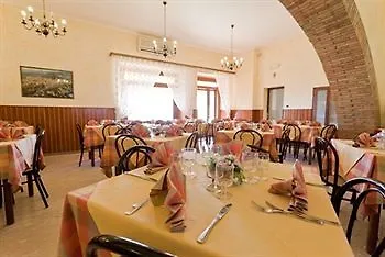 포스타 파노라믹 아시시